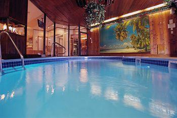 Sybaris Pool Suites Mequon Brown Deer Eksteriør bilde