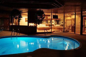 Sybaris Pool Suites Mequon Brown Deer Eksteriør bilde