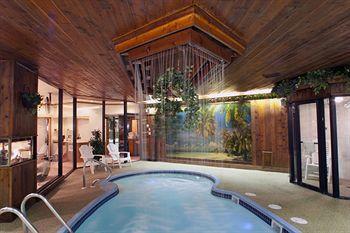 Sybaris Pool Suites Mequon Brown Deer Eksteriør bilde